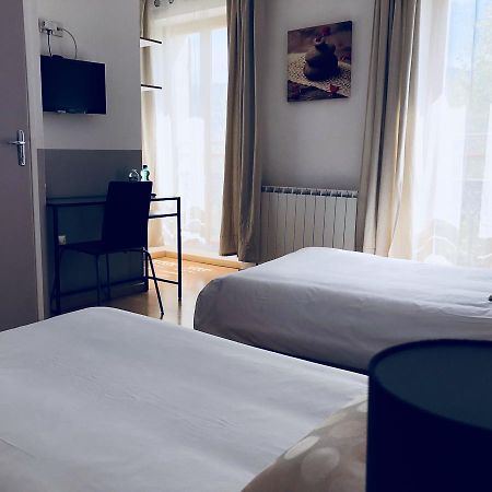 Le Clos Des Acacias Signes Dış mekan fotoğraf